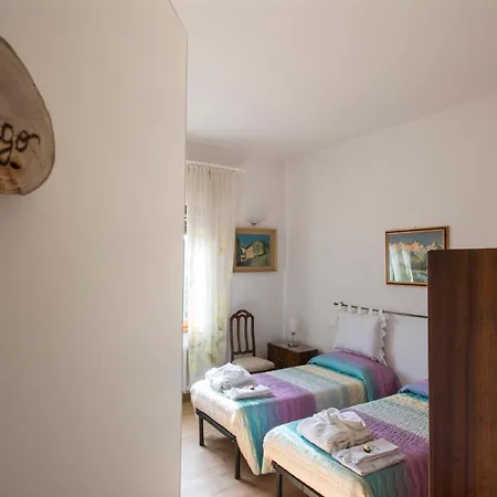 Querceto Bed & Breakfast *
